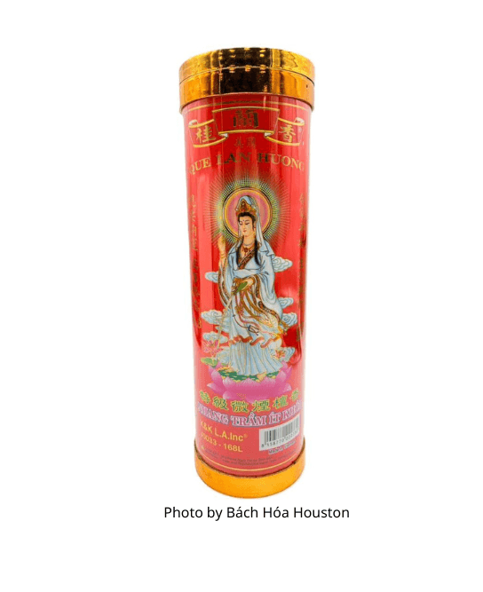 low-smoke agarwood incense tube, Que Lan Huong incense, Buddhist incense, red incense cylinder